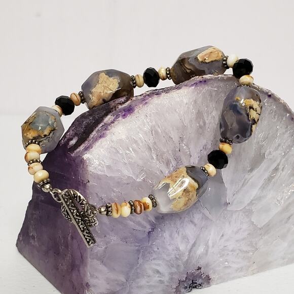 Blue Marbled Chalcedony Nugget Heart Toggle Fashion Bracelet - Picture 7 of 7